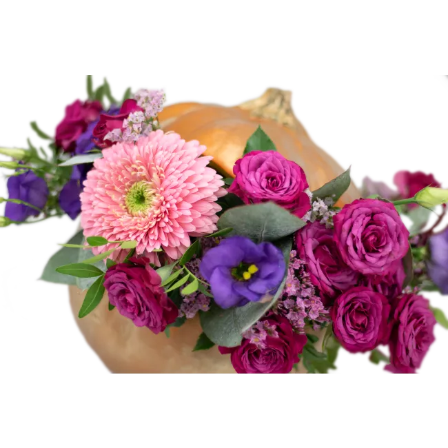 Zlatá dýně s květy